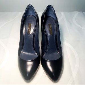 LOUIS VUITTON BLUE POLISHED PUMPS